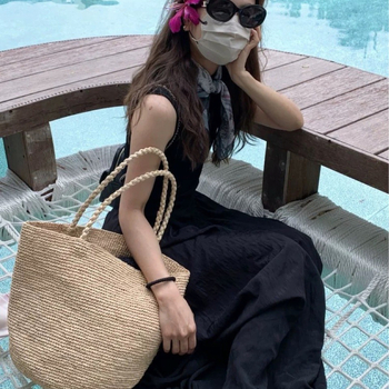 Raffia szőtt tote táska, casual utazáshoz, dupla vállpánttal, bélés nélkül