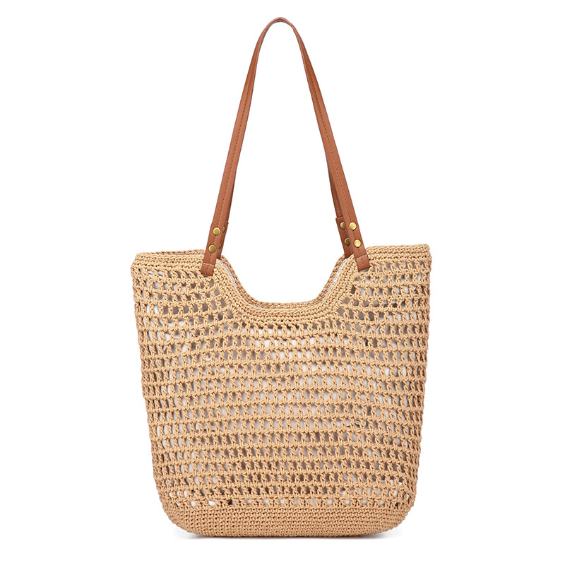 Szalmából készült vödörtáska, street fashion stílus, mágneses zárás, pamut bélés, cipzáras zseb