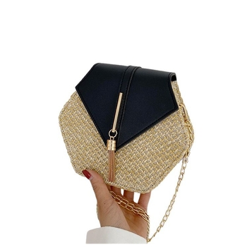 Crossbody torba od slame u street stilu, s dijamantnim lancem, horizontalnog kvadratnog oblika, zatvaranje kapom, poliester podstava, jedan remen