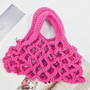 Geantă de paie țesută, stil urban simplu, formă vertical pătrată, deschidere deschisă, fără căptușeală, buzunar exterior, primăvara 2025