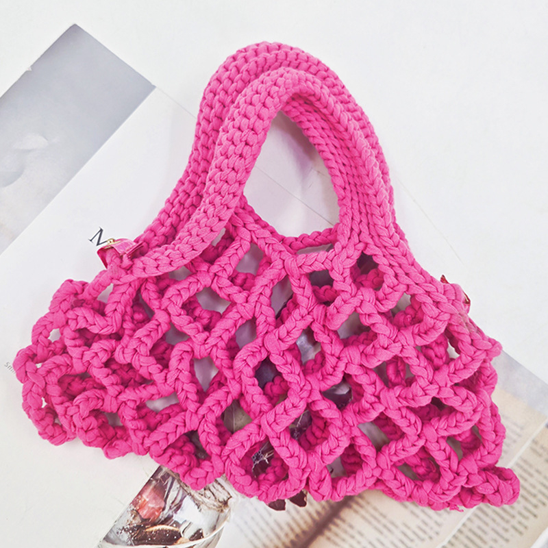 Geantă de paie țesută, stil urban simplu, formă vertical pătrată, deschidere deschisă, fără căptușeală, buzunar exterior, primăvara 2025