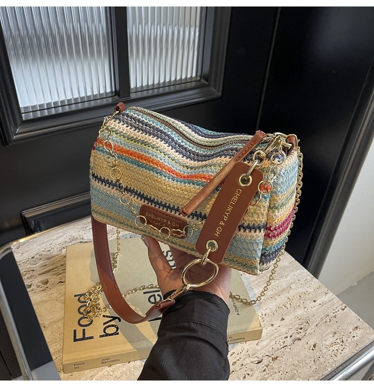 Geantă tip șa din pai, cu model în dungi, stil stradal, formă pătrată orizontală, fermoar