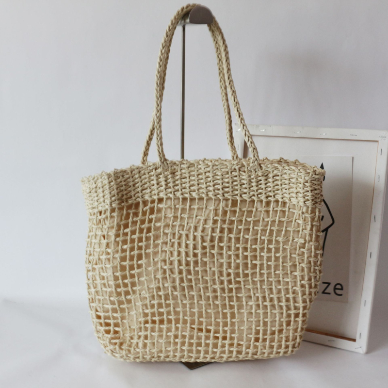 Geantă de mână țesută din pai, material: hârtie, închidere cu șnur, formă vertical pătrată, căptușeală poliester