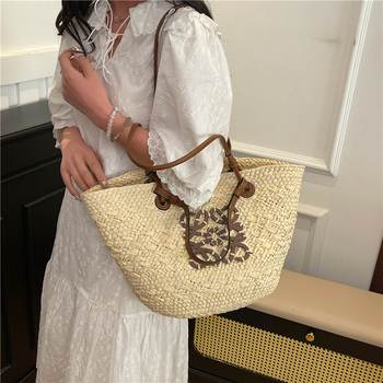 Geantă de plajă din paie, țesută, formă de Dumpling, deschidere deschisă, fără căptușeală, două curele, purtare zilnică, modă stradală, primăvara 2025