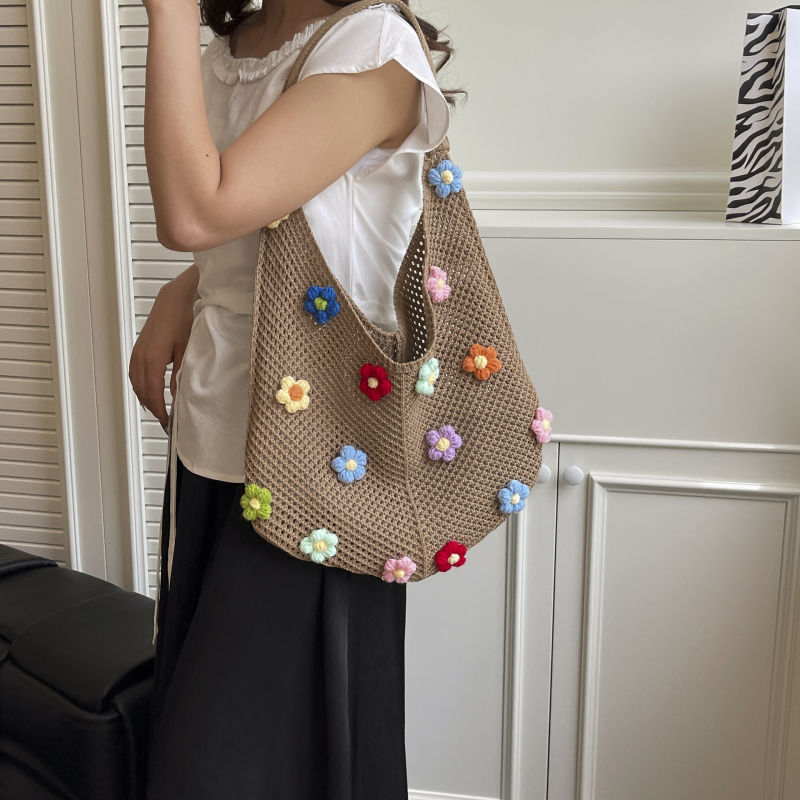 Geantă tote din paie cu flori decupate, deschidere deschisă, capacitate mare, vară 2025