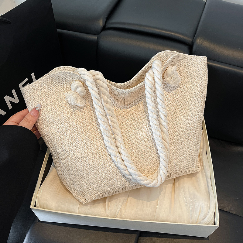 Geantă de paie Tote, stil urban, formă orizontală pătrată, închidere cu fermoar, căptușeală de poliester