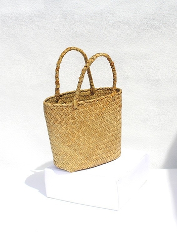 Mini slamnata košarica torba, dizajn s blokovima boja, ručno pletena, retro plaža torba
