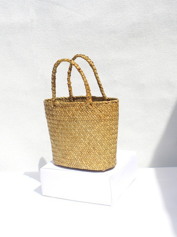 Mini slamnata košarica torba, dizajn s blokovima boja, ručno pletena, retro plaža torba