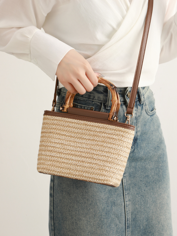 Menderya Crossbody pletena torba - PE materijal, bucket stil, Ljeto 2025, Horizontalni kvadrati oblik, Zipper zatvaranje