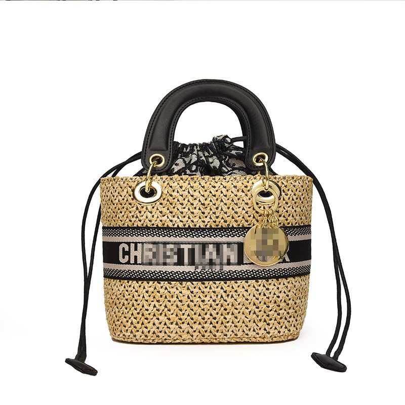 Torba od slame bucket crossbody s šnornim otvorom, vodoravan kvadratni oblik, džep na zip