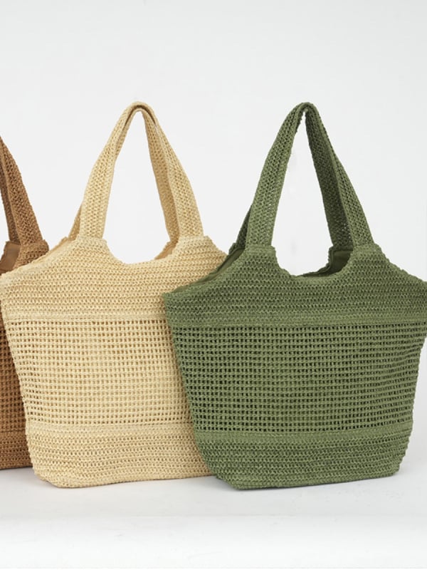 Slamnata Tote torba, gradski stil, Kraft papir materijal, horizontalni kvadratni oblik, zip zatvarač, Oxford podstava, dvostruke naramenice (Materijal: Kraft papir; Oblik: Horizontalni kvadrat; Otvaranje: Zip; Podstava: Oxford; Naramenice: Dvostruke)