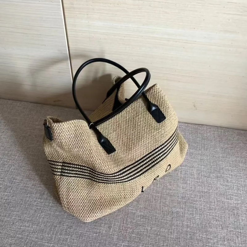 Torba od rafije, pletena za slobodno vrijeme, Horizontalnog kvadratnog oblika, zip zatvarač, unutarnji džep na zip, podstava od poliester-pamuka.