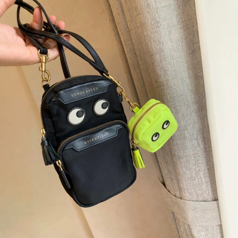 Crossbody torbica za telefon, najlonska, vertikalno kvadratni oblik, zatvarač, unutarnji džep za identitet, jedan remen