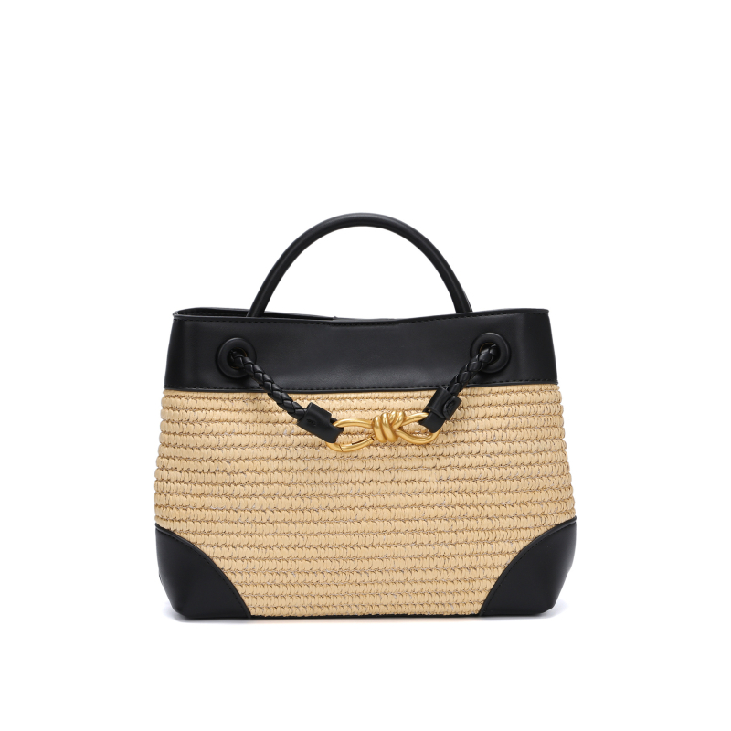 Pletena torba preko ramena s mašnicom, zatvaranje na zatvarač, unutarnja džepa sa zatvaračem, poliester podstava, horizontalni četverokutni oblik, jedna naramenica