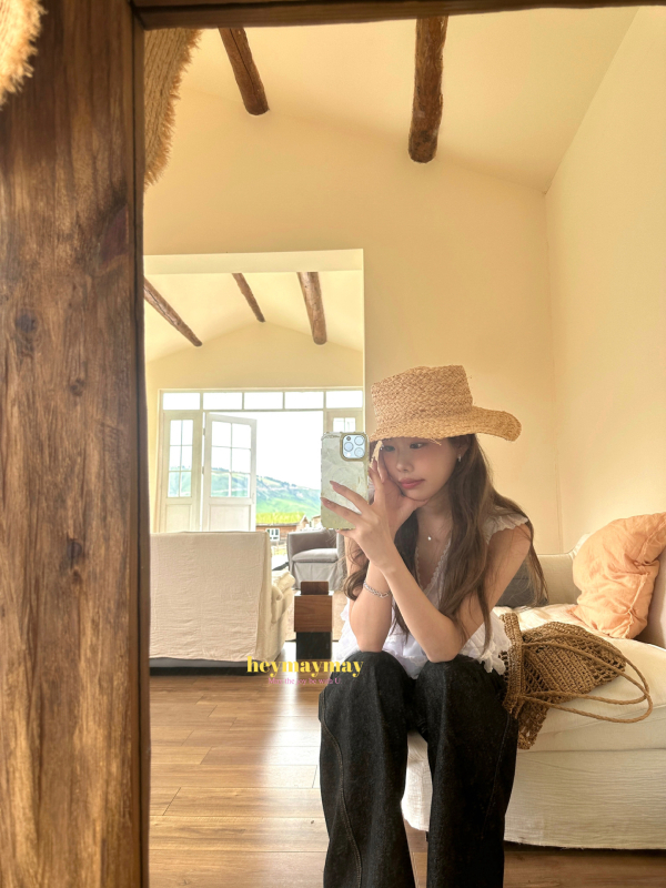 Geantă tote din paie cu căptușeală din bumbac, formă verticală pătrată, buzunar exterior deschis, vară 2025