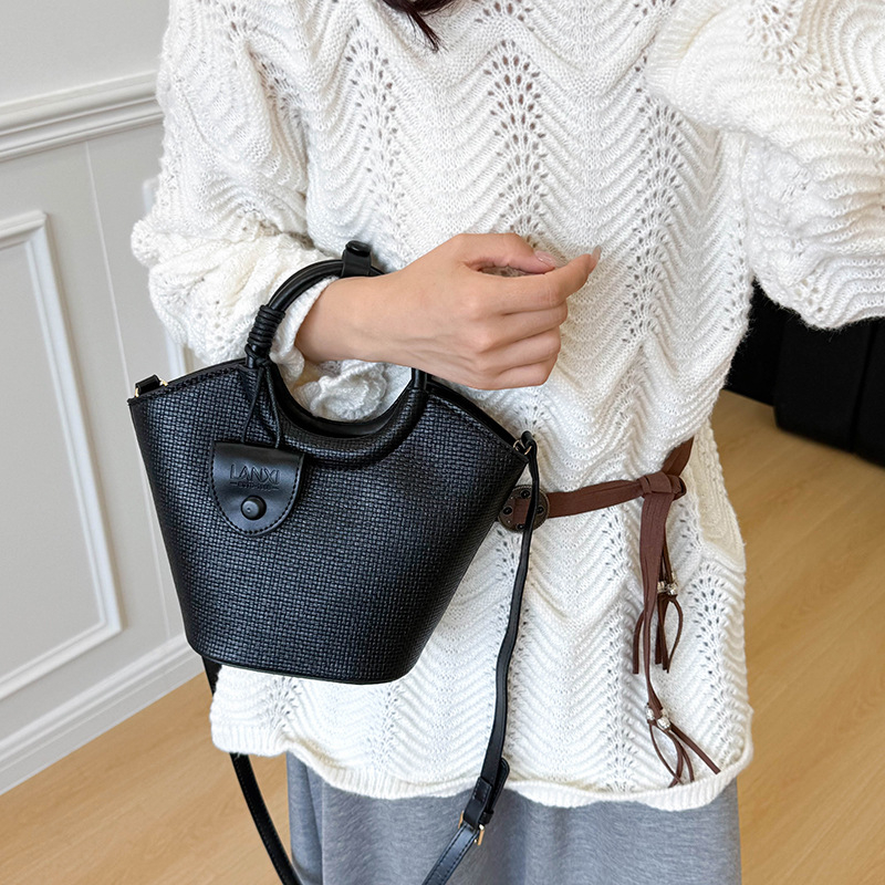 Nanfeng Palm Island heart-shaped tote torba, mala, PU pletena torba sa zatvaračem i jednom naramenicom