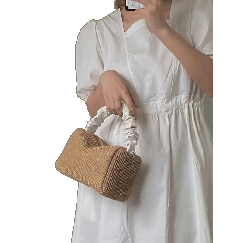 Mingxiao slamnata pletena crossbody torba, mali kvadratni oblik, zatvarač, za putovanja u slobodno vrijeme