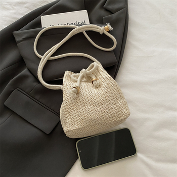 Kézzel szőtt szalma bucket táska mindennapi használatra, húzózáras nyitás, mobiltelefon zseb, poliészter bélés, tavasz 2025