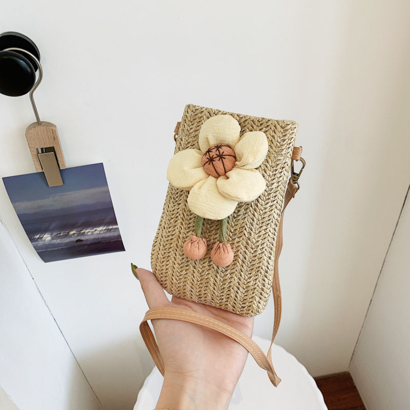 Telefonos keresztpántos táska – Koreai stílus, Szalmaanyag, Függőleges négyszögletes forma, Mágneses zárás, Bélés nélküli