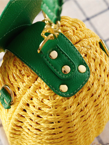 Bucket bag z papiera, uzatváranie zámkom, podšívka polyestérovej bavlny, štýl Fresh and sweet, jar 2019