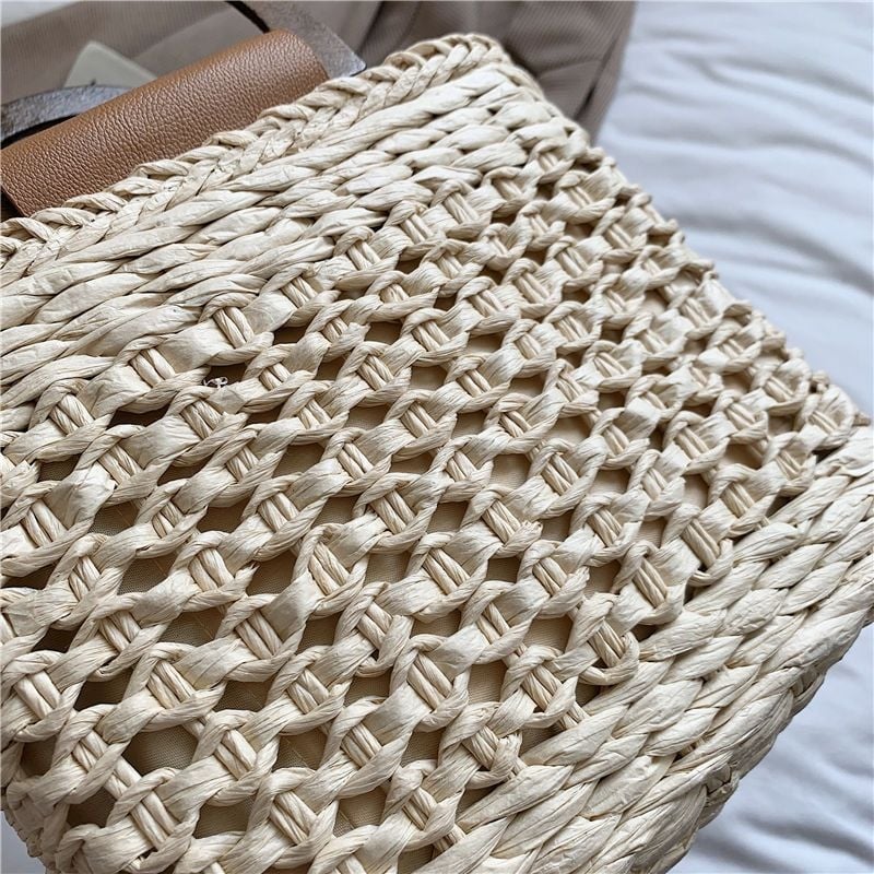 Casual slamnata crossbody torba, poliester materijal, unutarnja podstava s travom, proljeće 2025, Unique brend