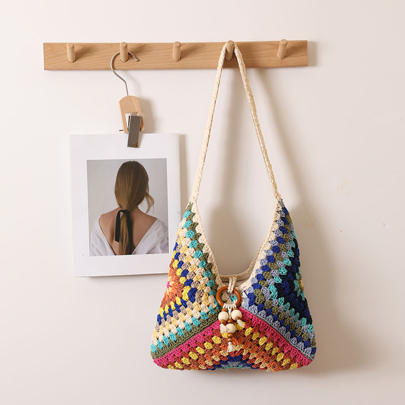 Pletena torba za ramena s unutarnjim džepom, poliesterska, zatvaranje na zip, vertikalni kvadratni oblik