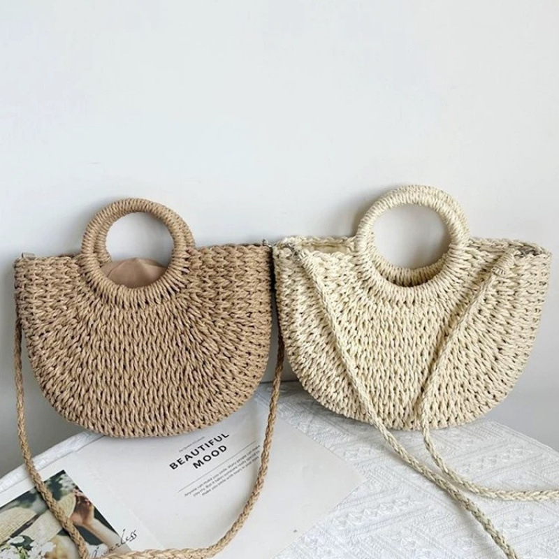 Geantă boemă din paie, țesută manual, crossbody — Stil stradal, formă scoică, închidere: deschisă, buzunar cu fermoar și buzunar pentru telefon