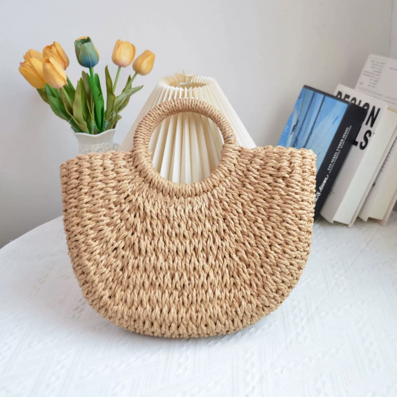 Geantă boemă din paie, țesută manual, crossbody — Stil stradal, formă scoică, închidere: deschisă, buzunar cu fermoar și buzunar pentru telefon