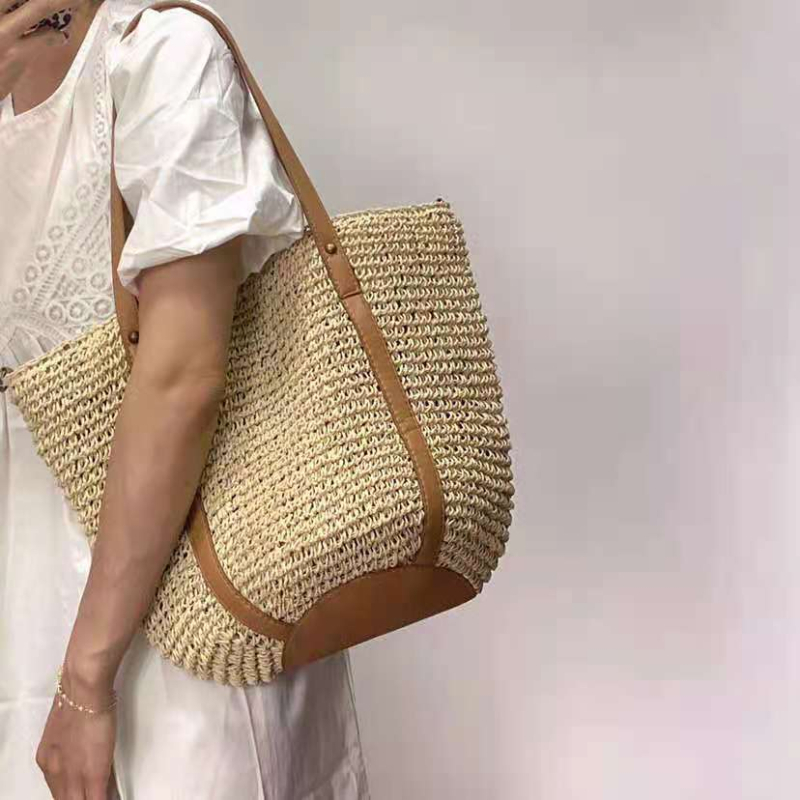 Yiyou bucket torba, street trend stil, materijal papir, magnetska kopča, podstava Peach skin Velvet