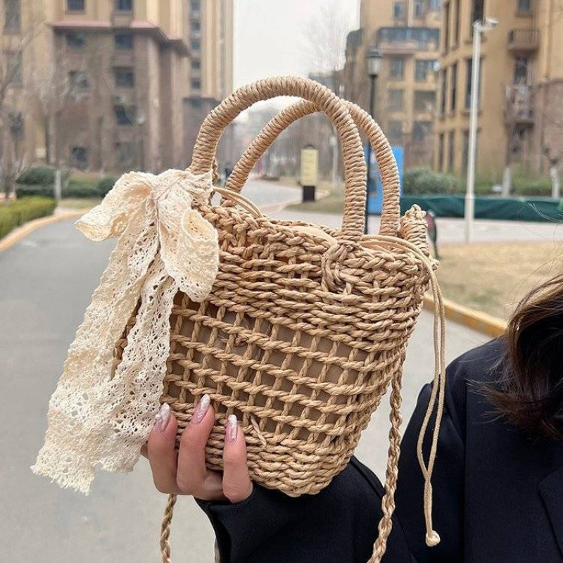Slamnata bucket torba za slobodno vrijeme i putovanja, zatvaranje šnúrkom, stil Mix and Match