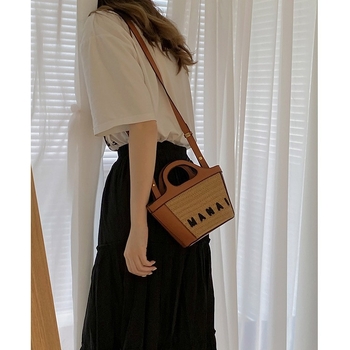 Sláma taška tvar vedierka, pletená, s zapínaním na zips, podšívka z syntetickej kože, s jedným ramenným popruhom, značka Yixian'er
