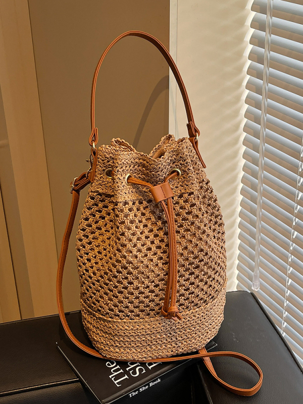 Geantă tip găleată din paie, închidere cu șnur, căptușeală poliester, curea simplă, pentru uz zilnic