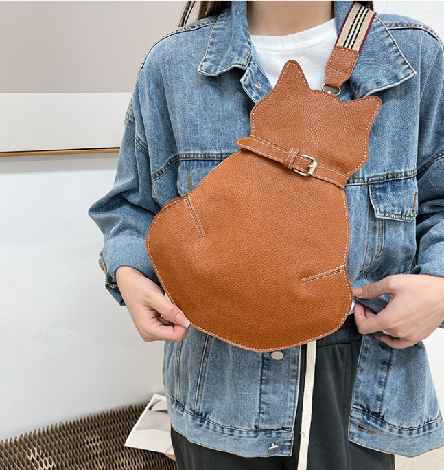 Mellkas táska macska stílusban, PU bőr, cipzáras nyitás, belső rekeszek: cipzáros rekesz, telefonrekesz, ID rekesz