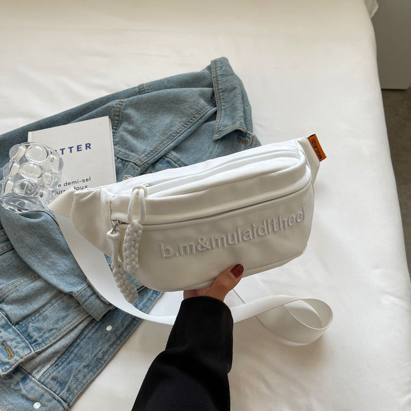 Prenosná dámska crossbody taška, mestský štýl, Oxford látka, zipsové uzatvorenie, polyester podšívka, vnútorné vrecko so zipsom typu sendvič