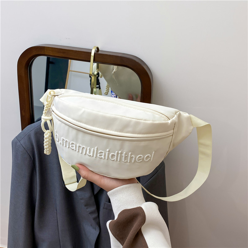 Prenosná dámska crossbody taška, mestský štýl, Oxford látka, zipsové uzatvorenie, polyester podšívka, vnútorné vrecko so zipsom typu sendvič