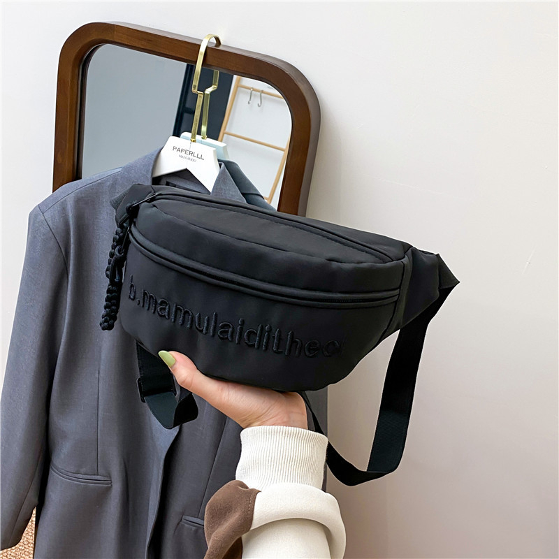 Prenosná dámska crossbody taška, mestský štýl, Oxford látka, zipsové uzatvorenie, polyester podšívka, vnútorné vrecko so zipsom typu sendvič