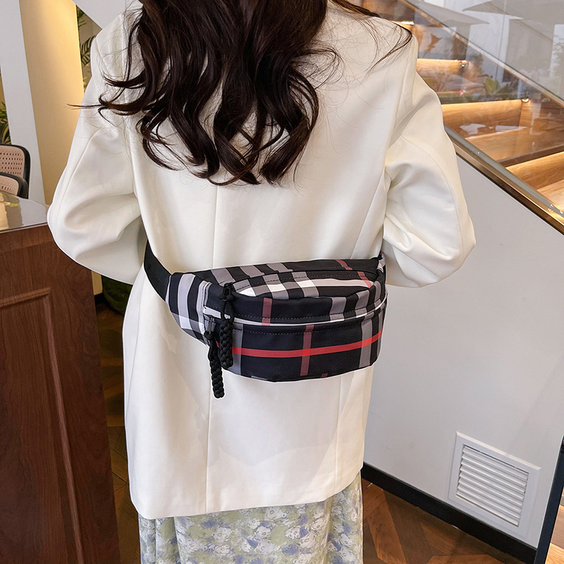 Nylonová crossbody taška na hrudník/bedrová, zapínanie na zips, vnútorné vrecká pre telefón a ID, vnútorné patch vrecko – mestský jednoduchý štýl