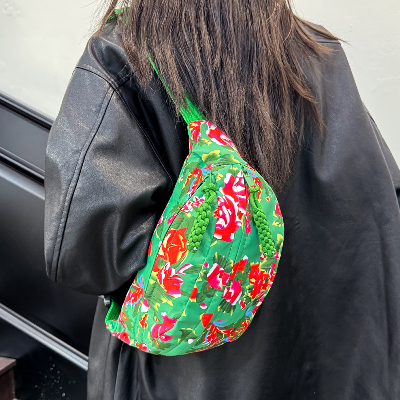 Τσάντα crossbody με μεγάλο φλοράλ σχέδιο, καμβάς, φθινοπωρινή έκδοση 2025, φερμουάρ, θήκη τηλεφώνου