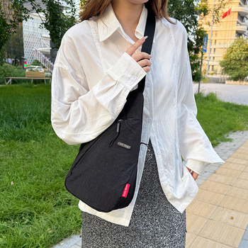 Τσάντα στήθους με αστικό μινιμαλισμό, νάιλον, Άνοιξη 2025, φερμουάρ, λαμιναρισμένο εσωτερικό θήκη