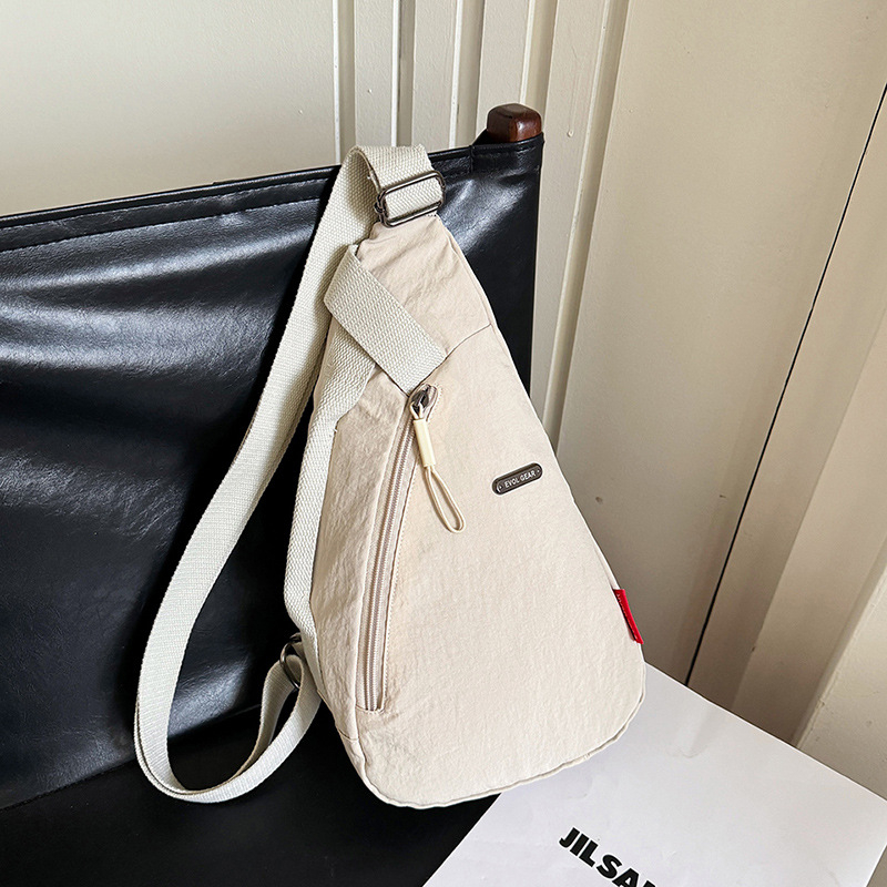 Τσάντα στήθους με αστικό μινιμαλισμό, νάιλον, Άνοιξη 2025, φερμουάρ, λαμιναρισμένο εσωτερικό θήκη