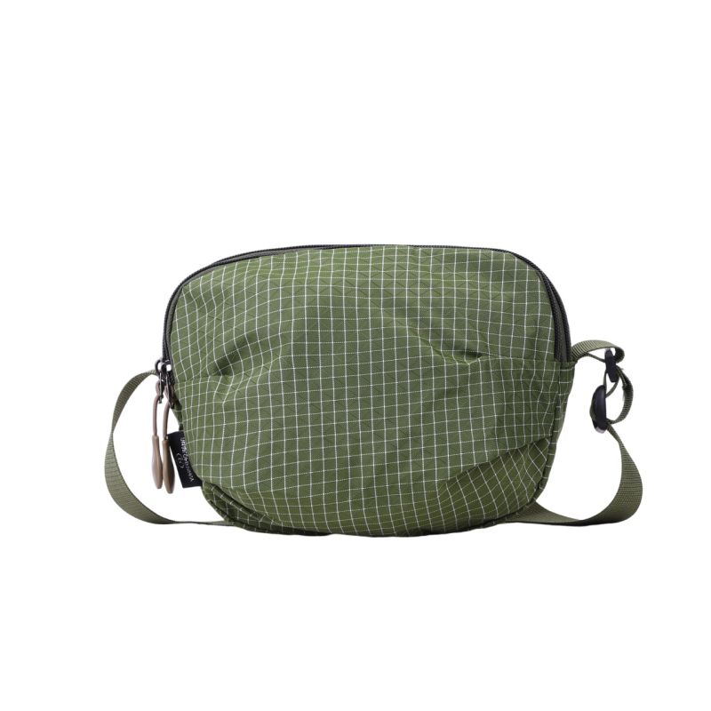 Geantă de umăr crossbody din nylon, lansare toamna 2025, închidere cu fermoar, buzunar intern pentru telefon