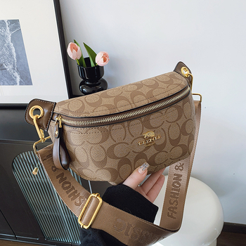 Γυναικεία PU τσάντα crossbody με κλείσιμο με φερμουάρ, μαλακή γραμμή, εσωτερική τσέπη με φερμουάρ, επένδυση πολυεστέρα — Άνοιξη 2025