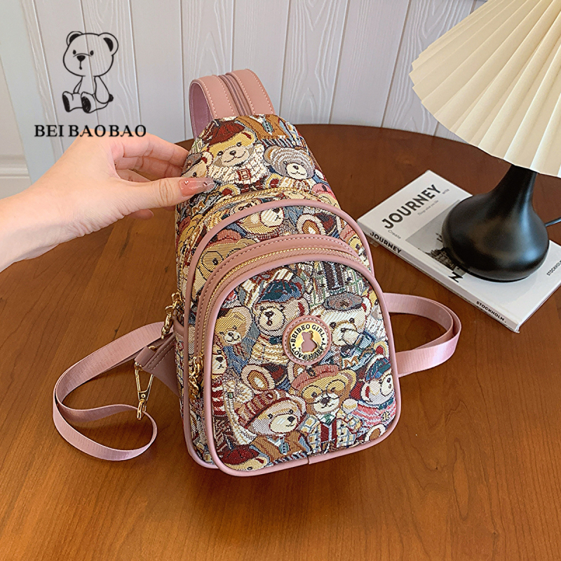North Bag platnena crossbody torba – gradski jednostavan stil, džep na zip, proljeće 2024