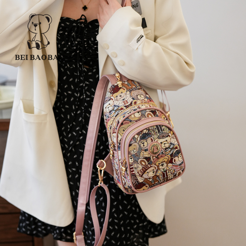 North Bag platnena crossbody torba – gradski jednostavan stil, džep na zip, proljeće 2024