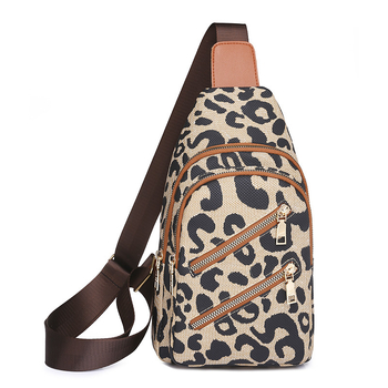 Torba preko ramena s leopard printom, platnena, ulični stil, zatvarač, trodimenzionalni dizajn, unutarnje pretinice za telefon i osobnu iskaznicu
