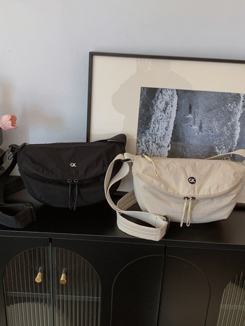 Crossbody torba od platna, svakodnevni stil, ovalni oblik, zatvarač, unutarnja pretinac