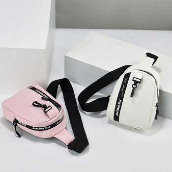 Geantă de umăr pentru femei din PU, curea lată, închidere cu fermoar, căptușeală poliester, buzunar pentru telefon mobil, design tridimensional