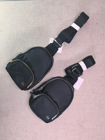 Unisex nylon torba za ramena, kvadratnog oblika, zatvarač, unutrašnji džepovi za telefon i identifikaciju