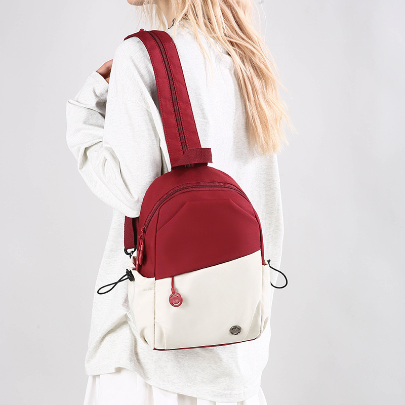Ženska crossbody torba s blokovima boja, novi model, lagana, za grad i putovanja