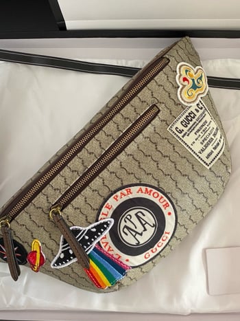 Muška crossbody torba za poslovnu upotrebu od prave kože, gradski minimalizam, trodimenzionalni dizajn, zatvarač, ljetni model 2024